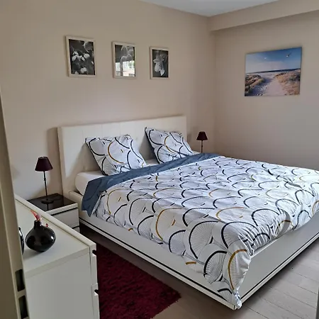 Residentie Amadeus Met Garage-lift Apartament Sint-Idesbald